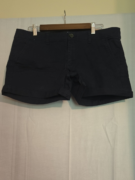 American Eagle Outfitters Pants - American Eagle Women's Navy Roll-Hem Midi Shorts Sz 14 NWT
